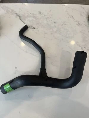 Manguera de refrigerante del radiador piezas URO inferiores NTC7297 se adapta a Land Rover Range Rover 90-95 Foto 1 de 3