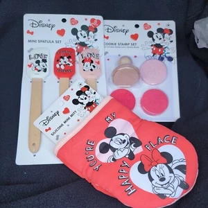 Disney Mickey Minnie Valentine’s Cookie Press - Ofenhandschuh & 3 kleine Spatel - Bild 1 von 9