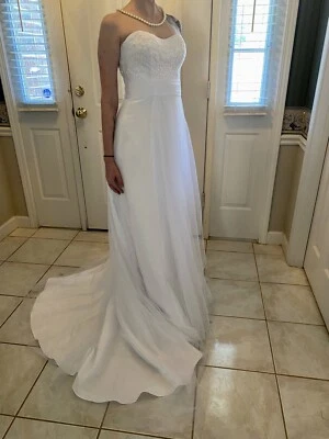 Nuevo vestido de novia a la venta Foto 1 de 4