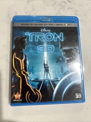 Tron: Legacy 3D (Blu-ray 3D/Blu-ray 2D/DVD) Excellent Condition - Image 1 of 4