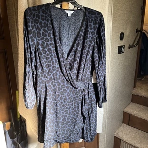 Nuevo con etiquetas Mini Vestido Time and Tru Para Mujer Azul/Negro Envolvente, Talla XXXL (22) - Imagen 1 de 6