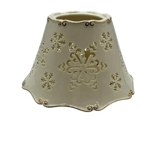 Yankee Candle Porcelain Shade Topper Ivory Snowflake Cutout Christmas 24K Gold - Picture 1 of 6