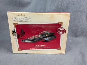 Hallmark Andenken Ornament The Scorpion Star Trek Nemesis 2003 Magic Light NEU - Bild 1 von 3
