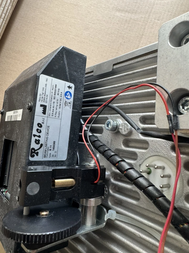 Générateur de rayons X Kodak Carestream CS 9300  - Imagen 1 de 3