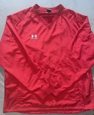 Chaqueta cortavientos Under Armour para hombre roja talla XL cuello en V manga larga béisbol Foto 1 de 4