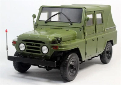 for BJC for BeiJing for jeep 212 Army green 1:18 Truck Pre-built Model - Image 1 of 4