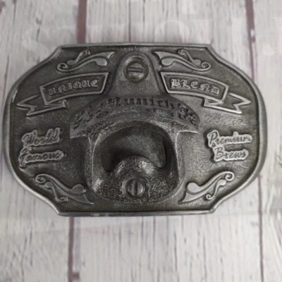Abridor de botellas de cerveza Oktoberfest de Múnich de colección hebilla de cinturón grande peltre plateado Foto 1 de 4