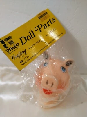Cabeza de muñeca Happy Pig 3,5" Yaley Enterprises Hong Kong nueva artesanía vintage 7281 Foto 1 de 4