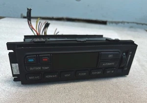97 98 99 01 02 Ford Expedition Lincoln Navigator AC Heater Climate Control OEM - Picture 1 of 3