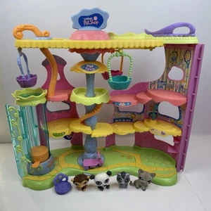 ROUND N ROUND PET TOWN PLAYSET - Authentic Littlest Pet Shop - Hasbro LPS - Picture 1 of 21