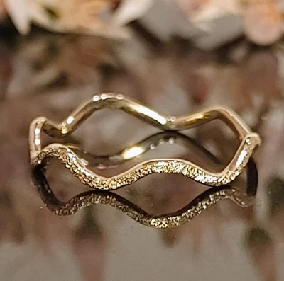 10k/14k Gold Stardust Wavy Ring, Minimalist Gold Ring, Gold Wave Ring, Midi Ring - Image 1 of 3