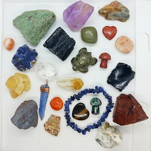Crystal confetti - 1 lbs of an assortment of different crystals  crystal mix lot - Picture 1 of 7
