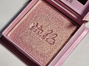 Benefit Cosmetics Tickle Powder Highlighter golden pink, Size 0.28 oz NEW - Picture 1 of 3