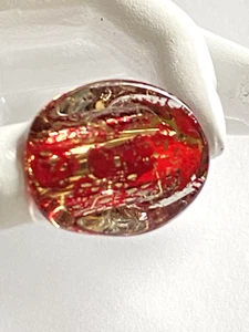 VINTAGE LUCITE BLOOD RED RICH GOLD CLEAR STATEMENT RING  1-1/4" X 1"  SZ 5.5 - Picture 1 of 4