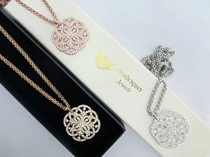 ARABESQUE JEWELS DISC NECKLACE/PENDANT/CHAIN GENUINE CRYSTAL COIN VINTAGE DESIGN - Picture 1 of 6