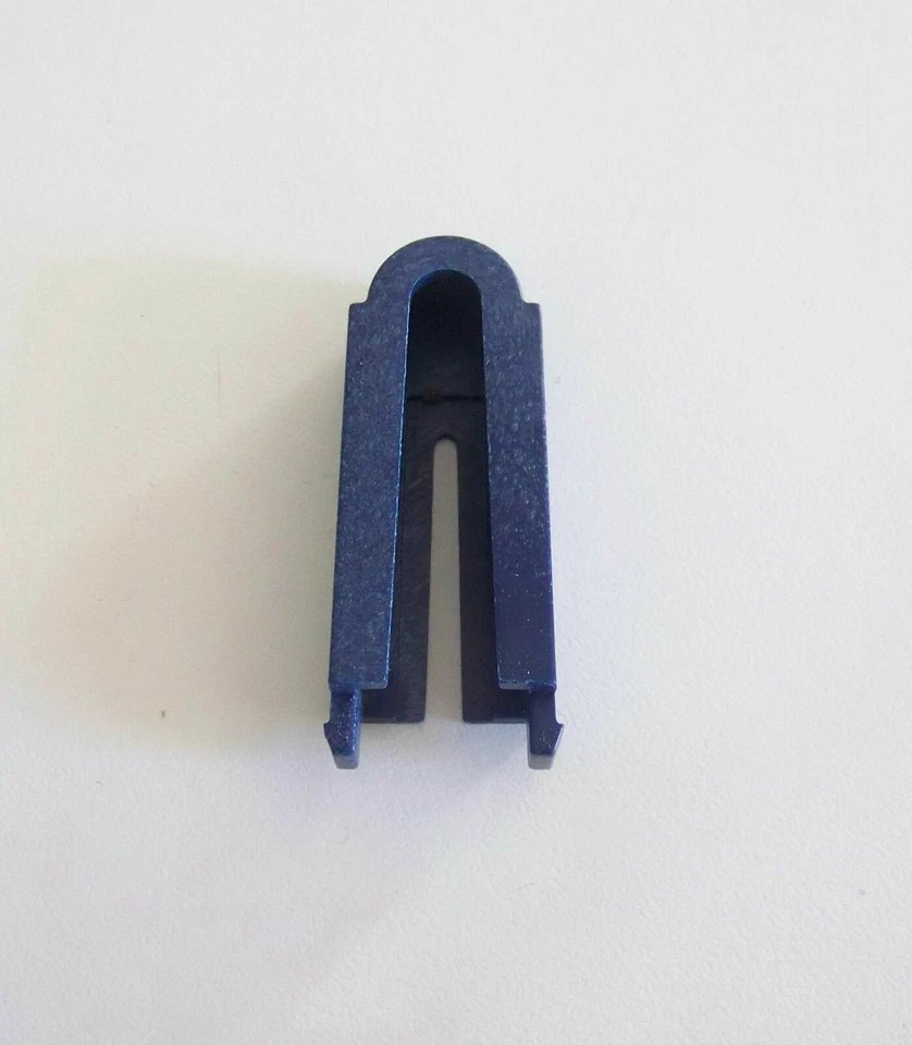 PLAYMOBIL (A3221) PIRATES - Pièce Bleu Foncé Fixation Gouvernail Bateau 5778 - Image 1 of 1