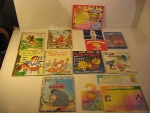 Little golden books lot OF 5 vintage collectable  + 1957 & 58 BOOKS + PAC MAN TC - Bild 1 von 2