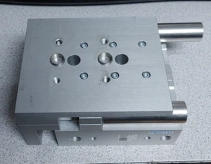 FESTO DGST-25-40-* MINI SLED PNEUMATIC SLED NEW!! QUANTITY!! WOW!! - Picture 1 of 3