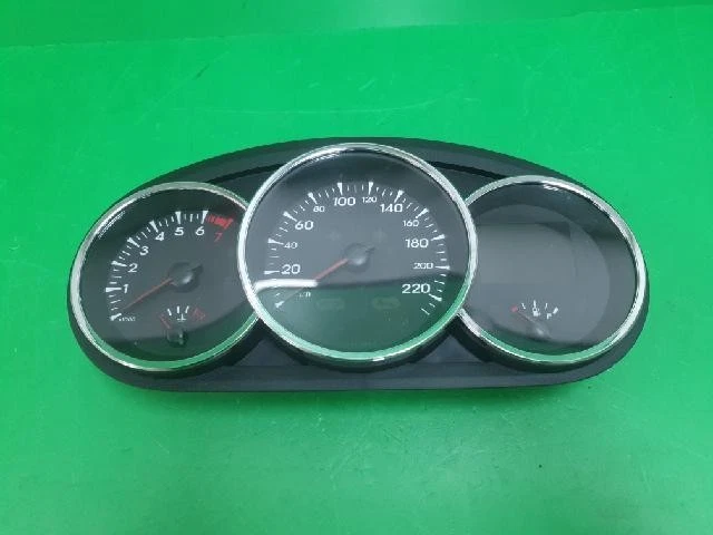 2011 Renault Fluence New SM3 RE Instrument Clusters - Image 1 of 4