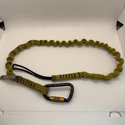 Yellow 3M Bungee Style Tool Tether w/ Locking Carabiner 15 Lb Max Capacity, Used - Image 1 of 4
