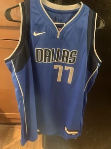 Luka Doncic Neu Mit Etikett Nike Iconic Jugend Trikot Dallas Mavericks XL - Bild 1 von 11