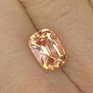 OOAK 3.53 Untreated Fancy Champagne Topaz Cushion Cut with Gem Report - Picture 1 of 7