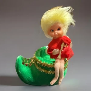 Vintage Napco ? Japan Weihnachten Pixie Flügel Knie Umarmung in beflockten Weihnachtsmann Schuh - Bild 1 von 13