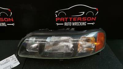 Volvo S60 T5 2004 conductor luz izquierda montaje lámpara halógena, falta 1 pestaña Foto 1 de 4