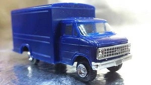 * Camión civil Trident 90101-B sin marcar escala 1:87 - Imagen 1 de 3