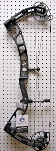 New 2025 Elite Archery Hunter 33 Bow, Tri-Track Cam, 70lbs., RH-Black Camo - Picture 1 of 2