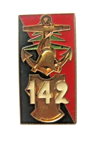 ANCIEN INSIGNE DU GENIE LA 142° CG DE D.I.M.A  OPEX FINUL 15° MANDAT Y. DELSART - Picture 1 of 2