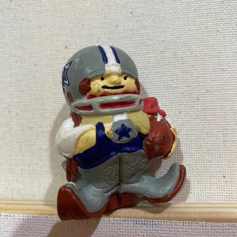 NFL Huddles 2" PVC Mascot Figurine Dallas Cowboys Figure 1983 Cover