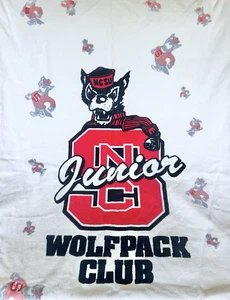 Collectible Beach Towel Wolfpack Fan NCSU Team NCAA Sport Memorabilia Free Ship - Picture 1 of 7
