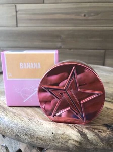 JEFFREE STAR ~ POLVO DE AJUSTE DE ESTRELLA MÁGICA EN PLÁTANO ~ SELLADO ~ TAMAÑO COMPLETO ~ NUEVO EN CAJA - Imagen 1 de 4
