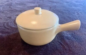 MCM Buttergelb bedeckt Auflaufförmchen. 6,5" x 4" Durchmesser - Bild 1 von 5