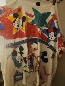 Vintage 90s Thrashed Disney Mickey Unlimited T-Shirt AOP Daffy Duck Gr. XL - Bild 1 von 6