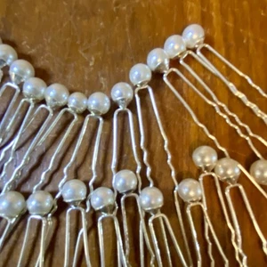 Perlen Haarnadeln 28 teiliges Set Brauthaar Silber und Perle - Bild 1 von 3