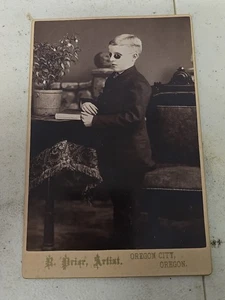 Antique CDV Cabinet Photo Blind Boy Oddities - Picture 1 of 4