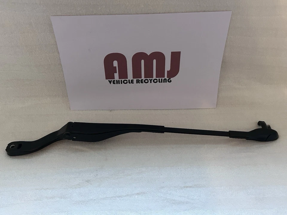 Mercedes-Benz E Class W211 Front Nearside Window Wiper Arm - Image 1 of 1