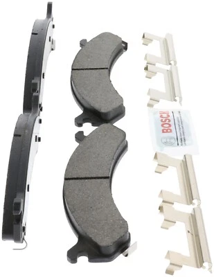 Pastillas de freno de cerámica QuietCast Bosch 2001-2006 GMC Sierra 3500 2002 2003 2004 Foto 1 de 4