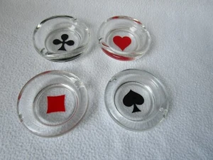 4 vasos cenicero patín cenicero cruz pico cuadrado corazón redondo cada uno 8 cm excelente estado conjunto - Imagen 1 de 4