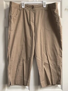 STYLE & CO Woman Size 20W Capri Cropped Pants Shorts - Picture 1 of 3