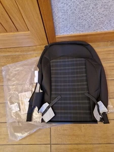 VAUXHALL ADAM FRONT RIGHT SEAT BACK COVER NEW GENUINE 13373563 - Picture 1 of 8