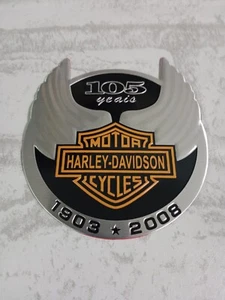 Harley-Davidson Chrom Gas Tank Emblem Medallion 105 Jahre Anniversary Biker - Bild 1 von 3