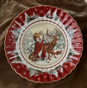 Villeroy & Boch / Mettlach ~ Toy's Fantasy / Santa & Deer ~ Serving Bowl ~ NWT - Picture 1 of 6