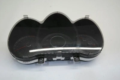 14 15 KIA OPTIMA SPEEDOMETER CLUSTER OEM MPH 2.4L NO LCD DISPLAY - Image 1 of 4
