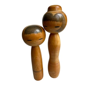 Lindo conjunto de muñecas Kokeshi japonesas vintage niño niña hecho a mano madera Japón - Imagen 1 de 8