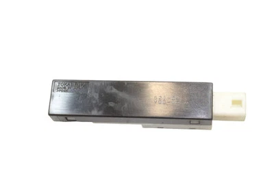 TOYOTA AURIS E15 521-04 Antenna ingresso senza chiave 1.80 26764064 - Immagine 1 di 4