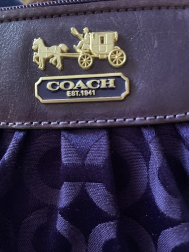 BORSA DA POLSO COACH TELA PELLE 9" BORSA CON ZIP SUPERIORE VIOLA H0867 41988 NUOVA