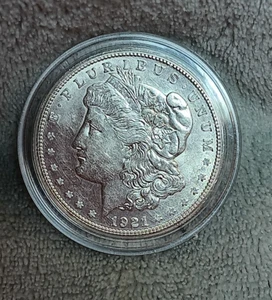 SILVER 1921 S  MORGAN  DOLLAR UNC  TP-5262 - Picture 1 of 3